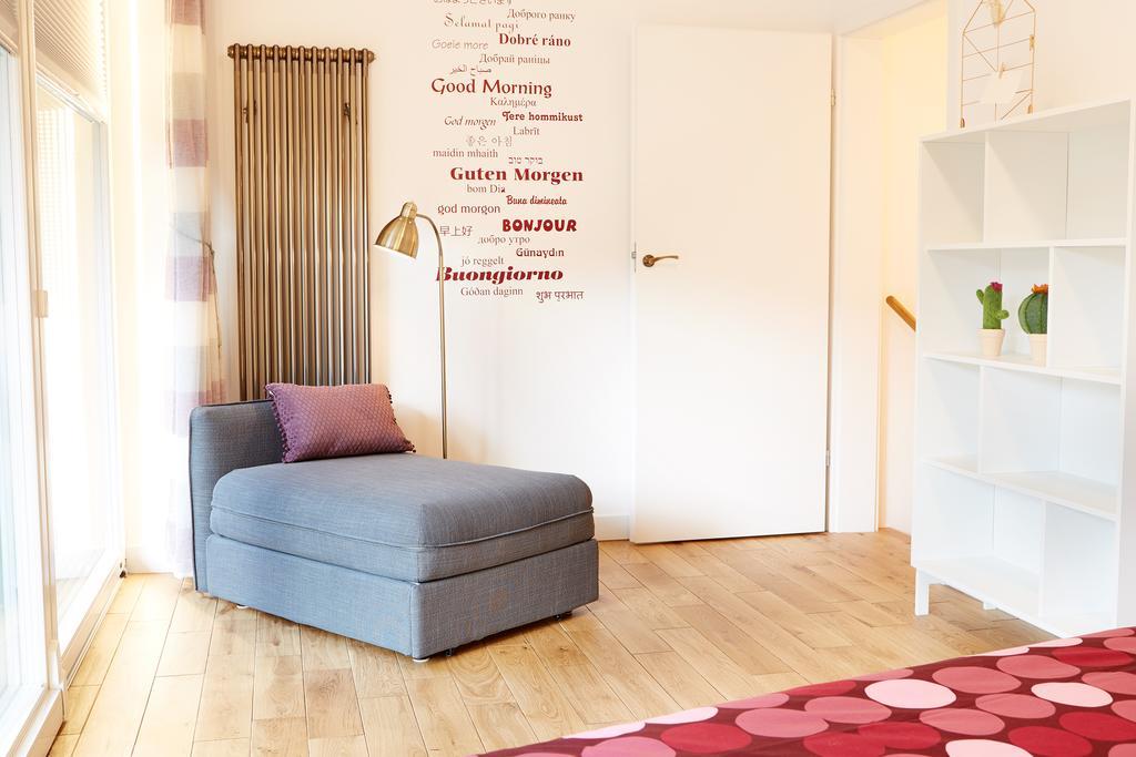 바르샤바 Lovely Lux Garden Flat Near Royal Park 아파트 외부 사진